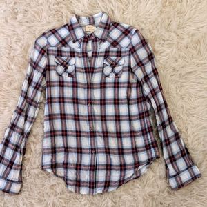 Elizabeth and James plaid button down small